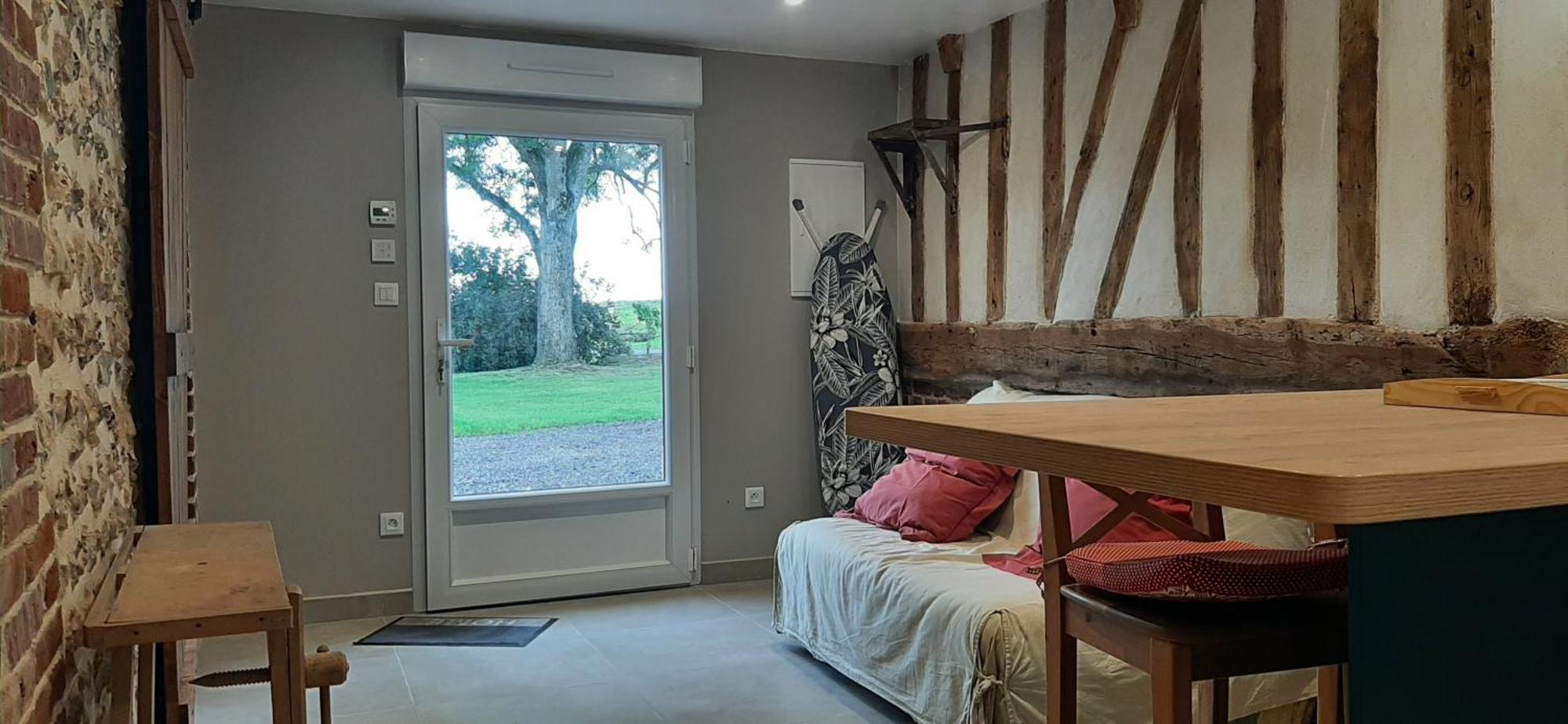 Le Thuit - F2 Plain Pied Equipe A La Ferme *